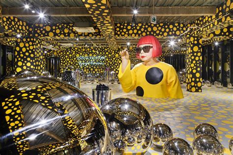 louis vuitton foundation yayoi kusama|yayoi kusama louis vuitton price.